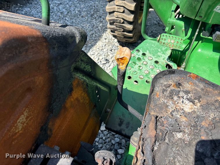 image for item YA2970 2014 John Deere 5045E MFWD tractor