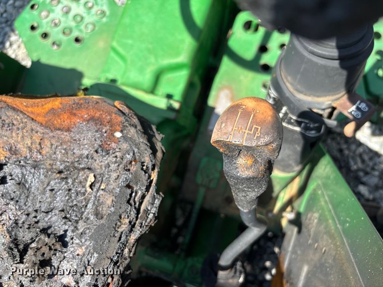 image for item YA2970 2014 John Deere 5045E MFWD tractor