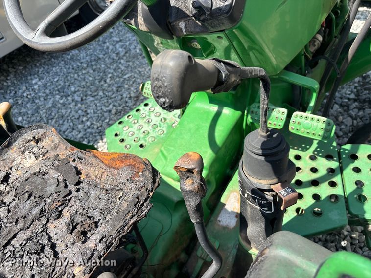 image for item YA2970 2014 John Deere 5045E MFWD tractor