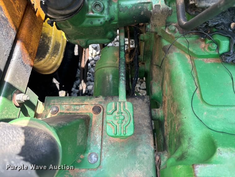 image for item YA2970 2014 John Deere 5045E MFWD tractor