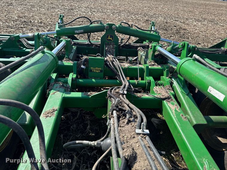 image for item YA2979 2023 John Deere 2680H vertical tillage