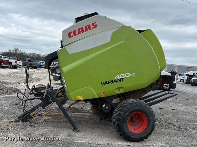 image for item YA2982 2019 Claas Variant 480RC round baler