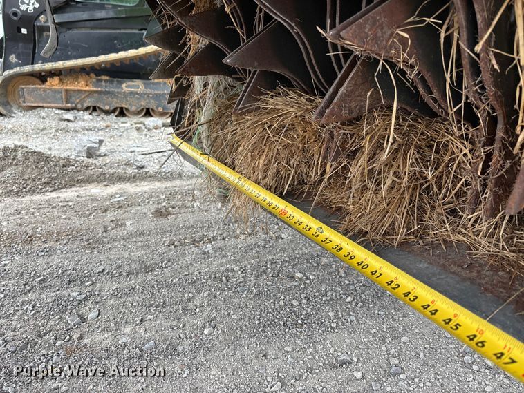 image for item YA2982 2019 Claas Variant 480RC round baler