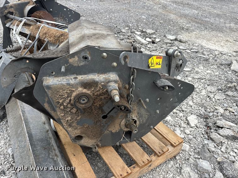 image for item YA2982 2019 Claas Variant 480RC round baler