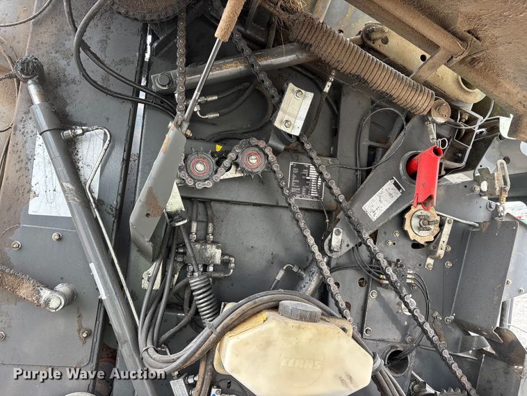 image for item YA2982 2019 Claas Variant 480RC round baler