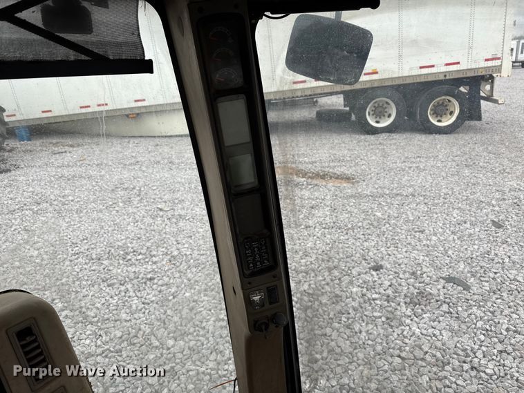 image for item YA3004 2006 Case IH Steiger STX330 4WD tractor