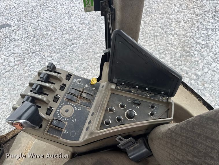 image for item YA3004 2006 Case IH Steiger STX330 4WD tractor