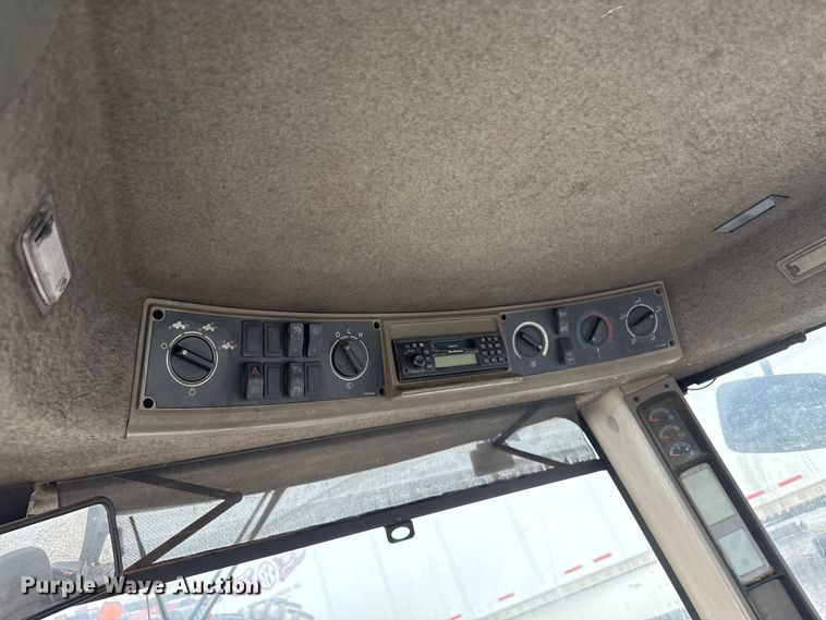 image for item YA3004 2006 Case IH Steiger STX330 4WD tractor