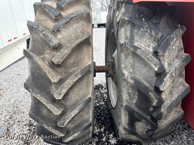 image for item YA3004 2006 Case IH Steiger STX330 4WD tractor