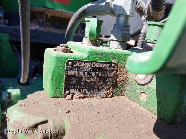 image for item YA3133 2016 John Deere 9570RT tractor