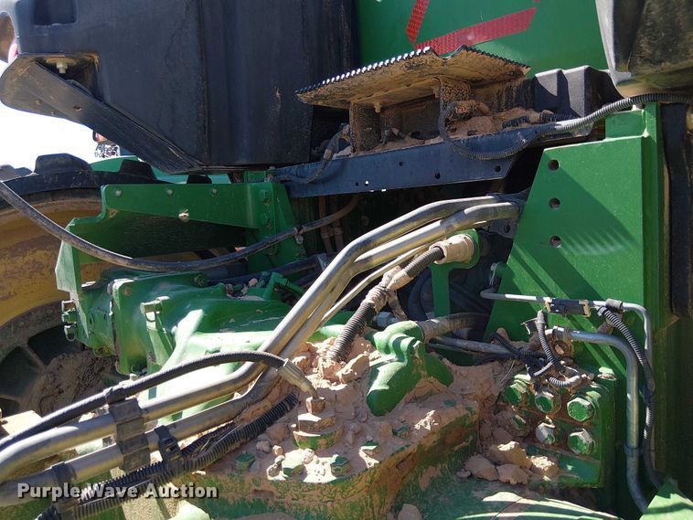 image for item YA3133 2016 John Deere 9570RT tractor