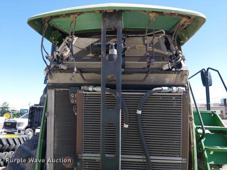 image for item YA3133 2016 John Deere 9570RT tractor