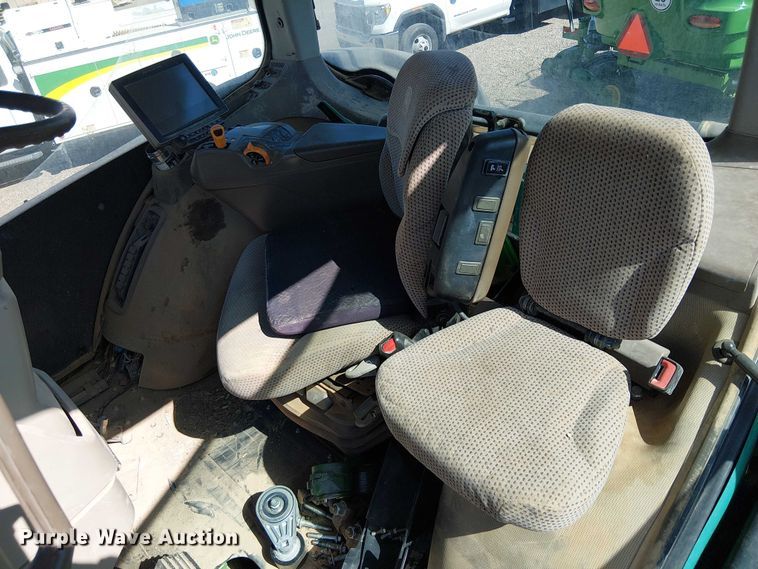 image for item YA3133 2016 John Deere 9570RT tractor