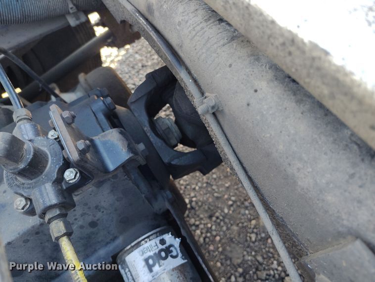 image for item BI9764 1996 International 9200 semi truck