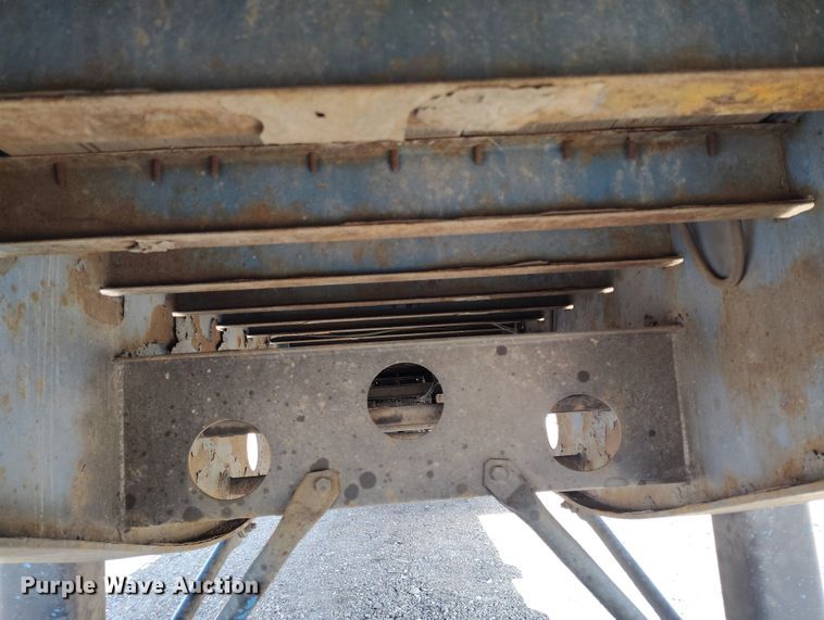 image for item BI9765 1998 Transcraft flatbed trailer