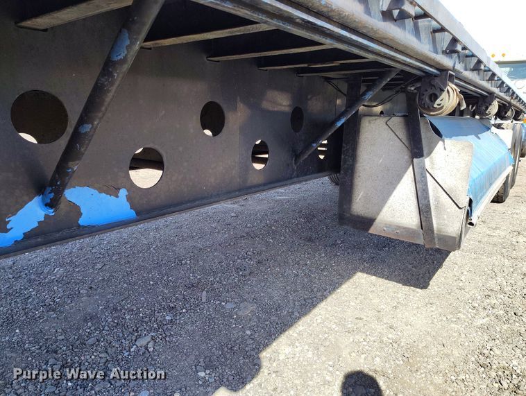 image for item BI9765 1998 Transcraft flatbed trailer