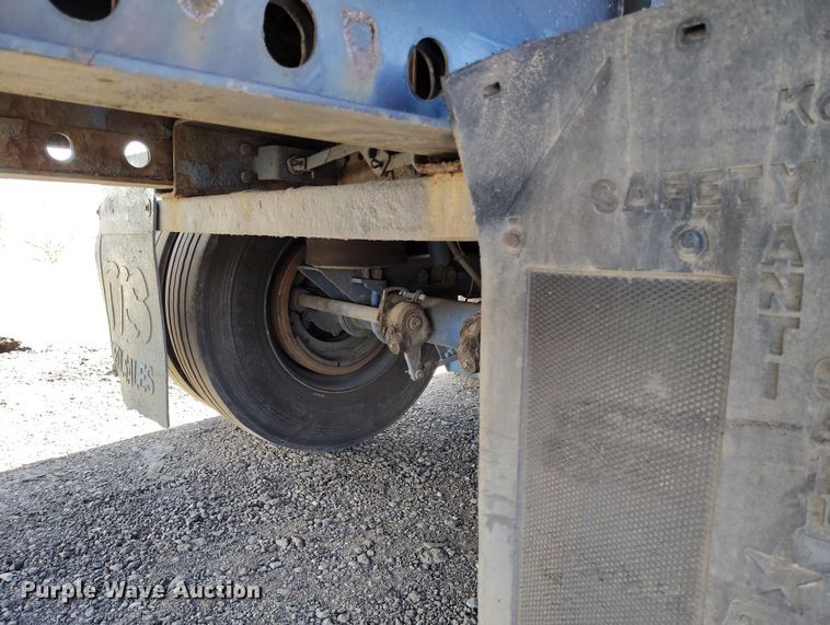 image for item BI9765 1998 Transcraft flatbed trailer
