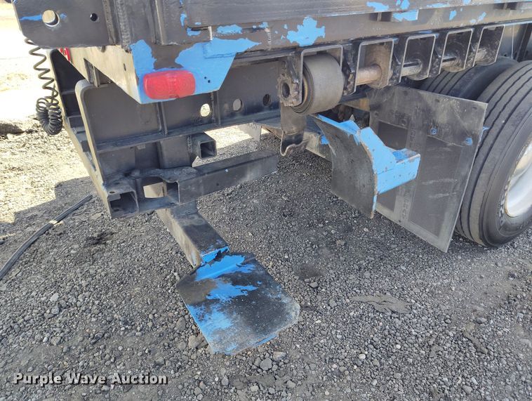 image for item BI9765 1998 Transcraft flatbed trailer