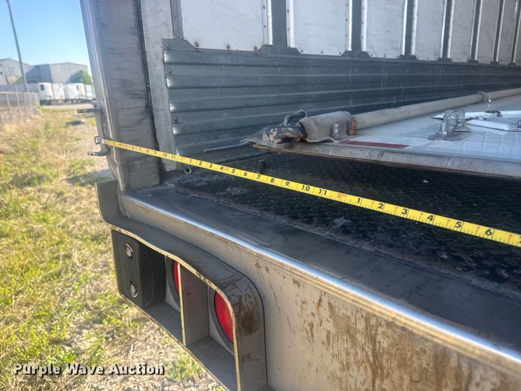 image for item DO8494 2017 Utility VS2DX dry van trailer
