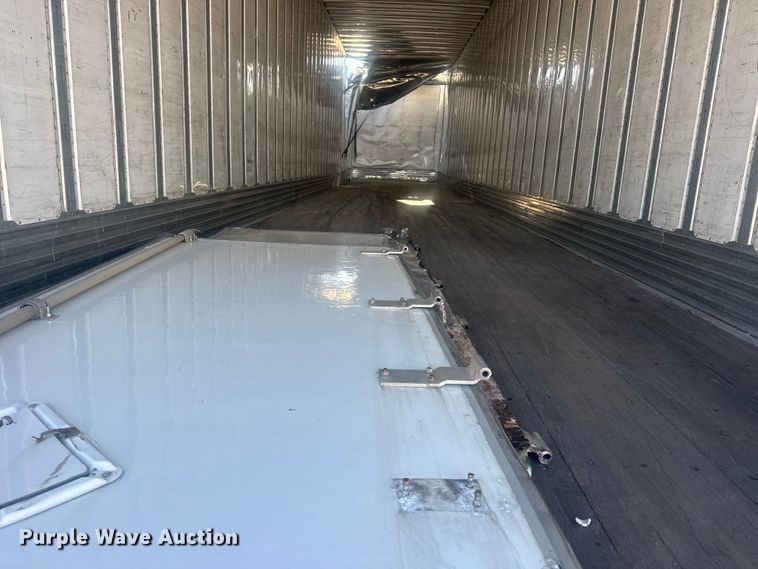 image for item DO8494 2017 Utility VS2DX dry van trailer