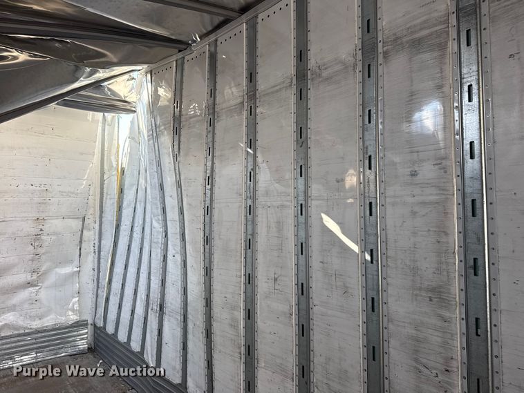 image for item DO8494 2017 Utility VS2DX dry van trailer