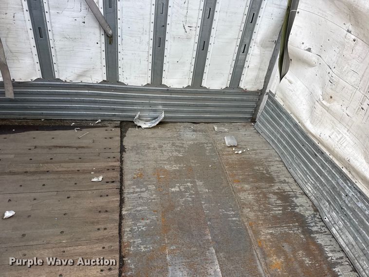 image for item DO8494 2017 Utility VS2DX dry van trailer
