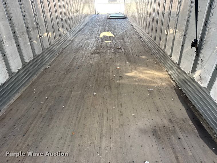 image for item DO8494 2017 Utility VS2DX dry van trailer