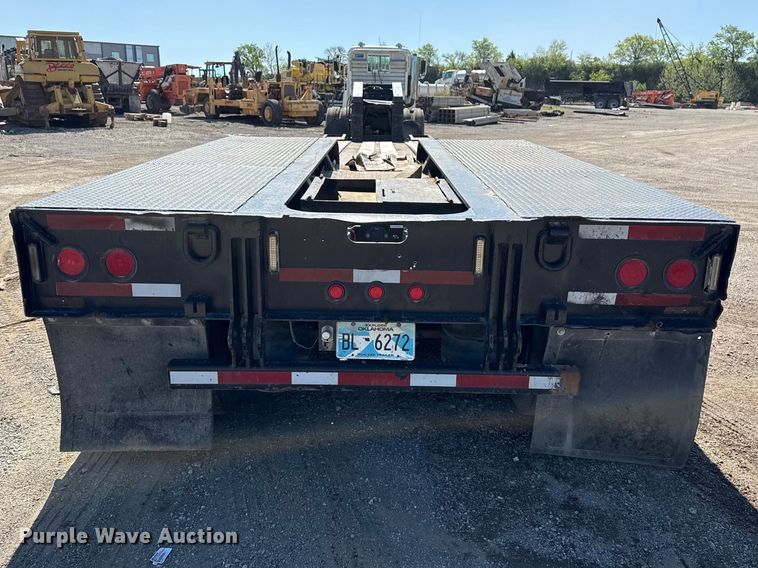 image for item DO8495 2001 Trail King TK110HDG-533 lowboy equipment trailer