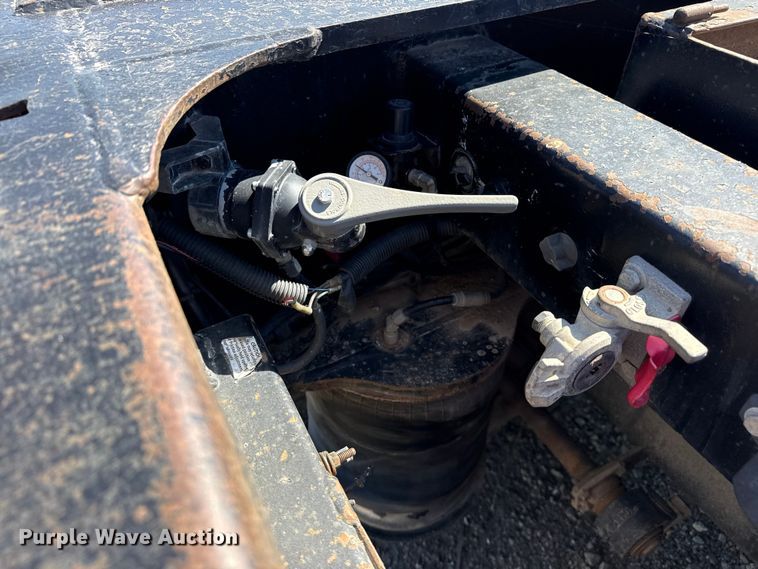 image for item DO8495 2001 Trail King TK110HDG-533 lowboy equipment trailer