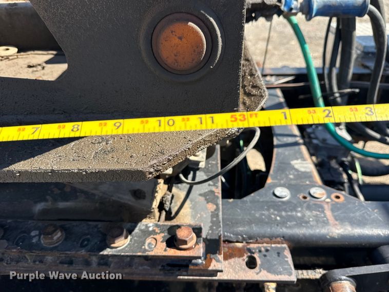 image for item DO8495 2001 Trail King TK110HDG-533 lowboy equipment trailer