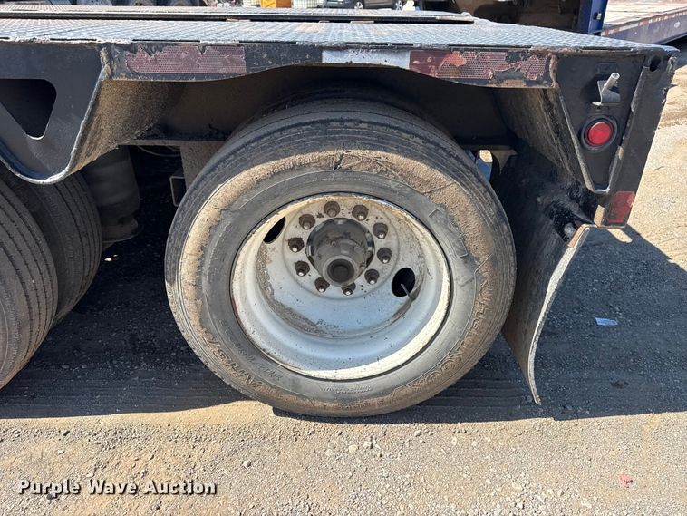 image for item DO8495 2001 Trail King TK110HDG-533 lowboy equipment trailer