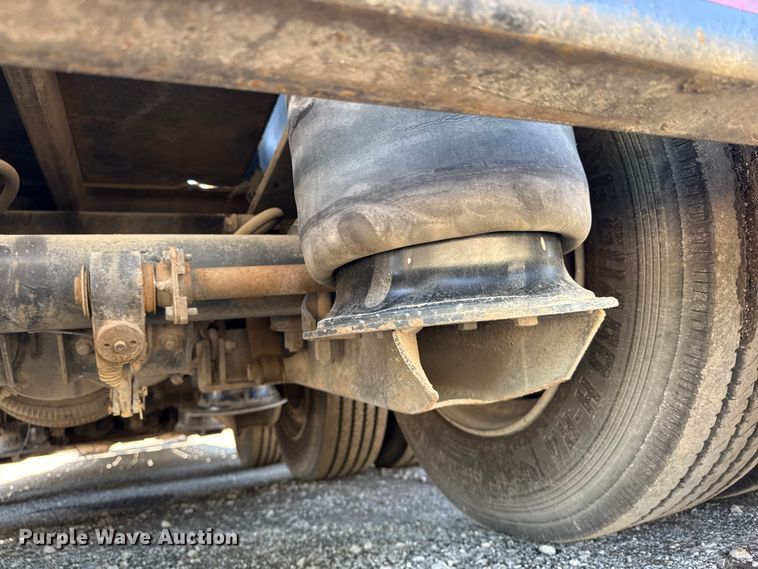 image for item DO8495 2001 Trail King TK110HDG-533 lowboy equipment trailer