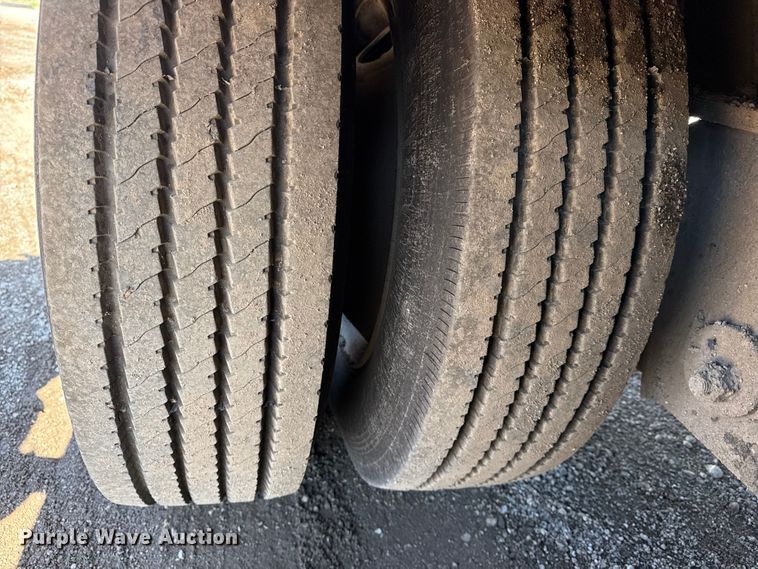 image for item DO8495 2001 Trail King TK110HDG-533 lowboy equipment trailer