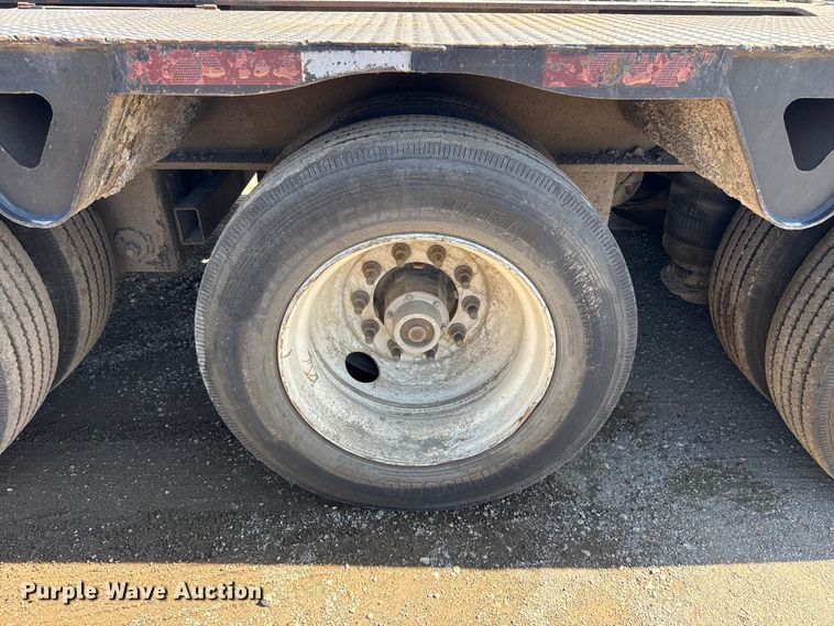 image for item DO8495 2001 Trail King TK110HDG-533 lowboy equipment trailer