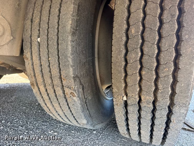 image for item DO8496 2008 Ledwell drop deck equipment trailer