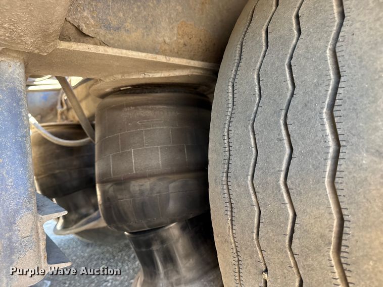 image for item DO8496 2008 Ledwell drop deck equipment trailer