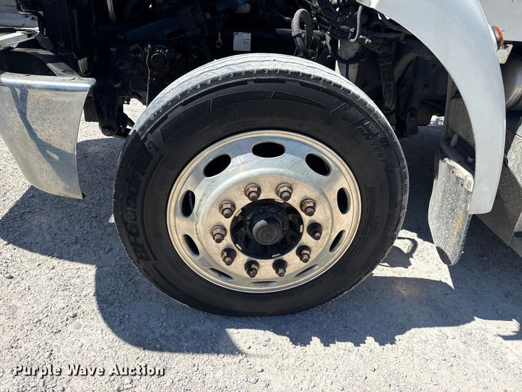 image for item DO8497 2012 Peterbilt 337 flatbed truck