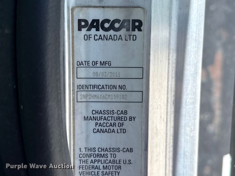 image for item DO8497 2012 Peterbilt 337 flatbed truck