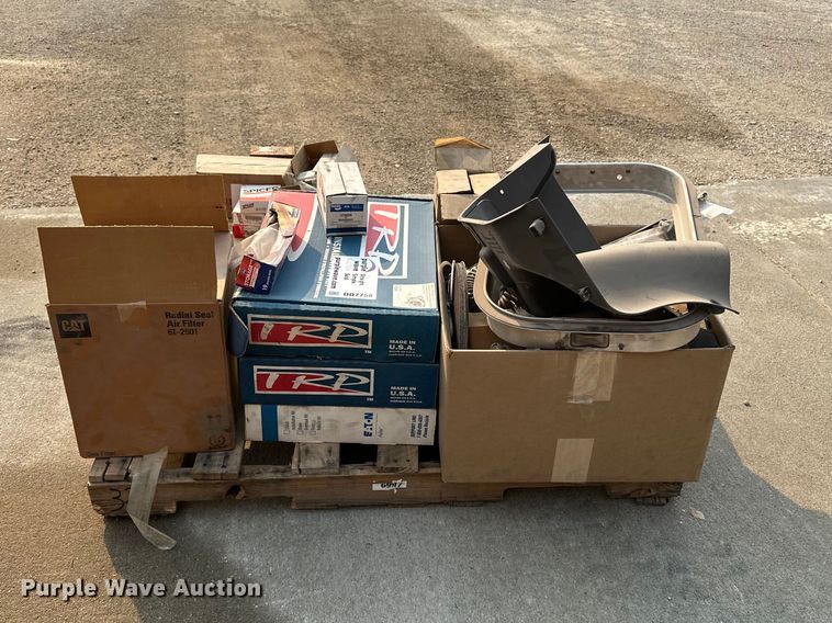 image for item DQ7758 Truck parts