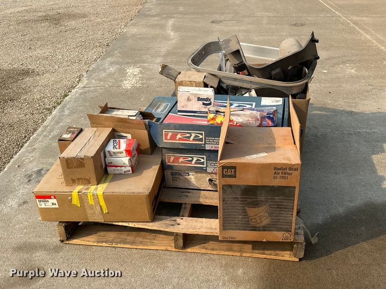 image for item DQ7758 Truck parts