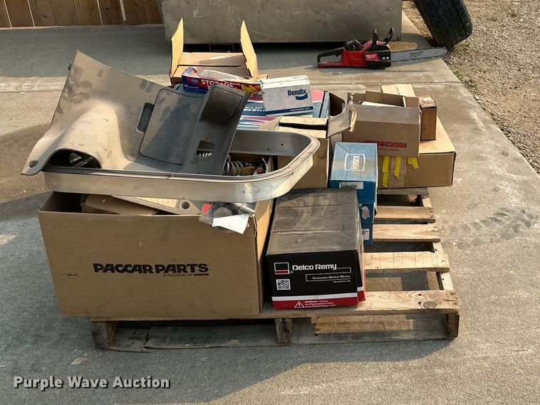 image for item DQ7758 Truck parts