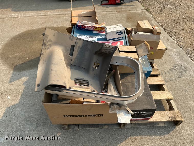 image for item DQ7758 Truck parts