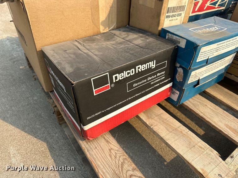 image for item DQ7758 Truck parts