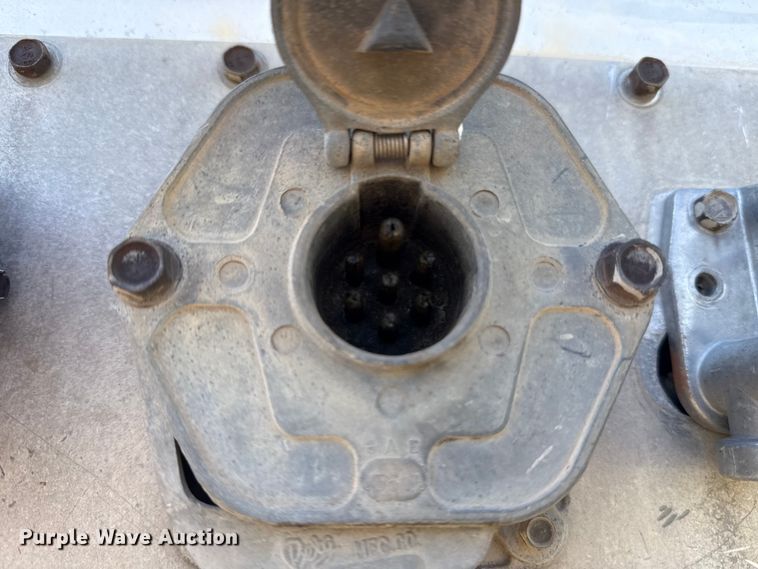 image for item DR1075 1984 Timpte dry van trailer