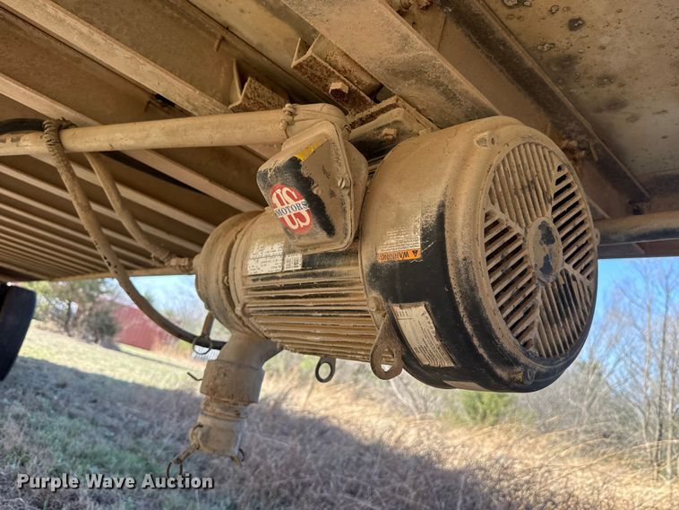 image for item DR1075 1984 Timpte dry van trailer