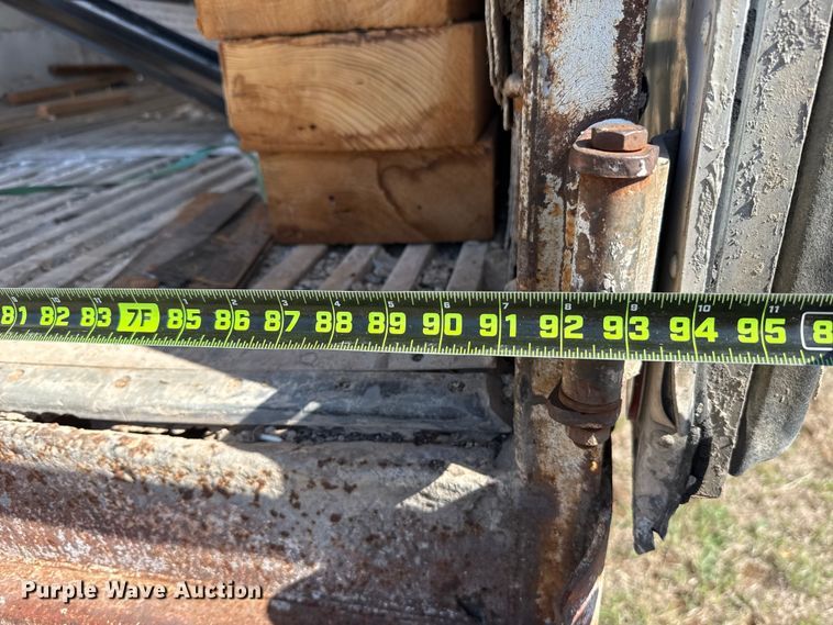 image for item DR1075 1984 Timpte dry van trailer