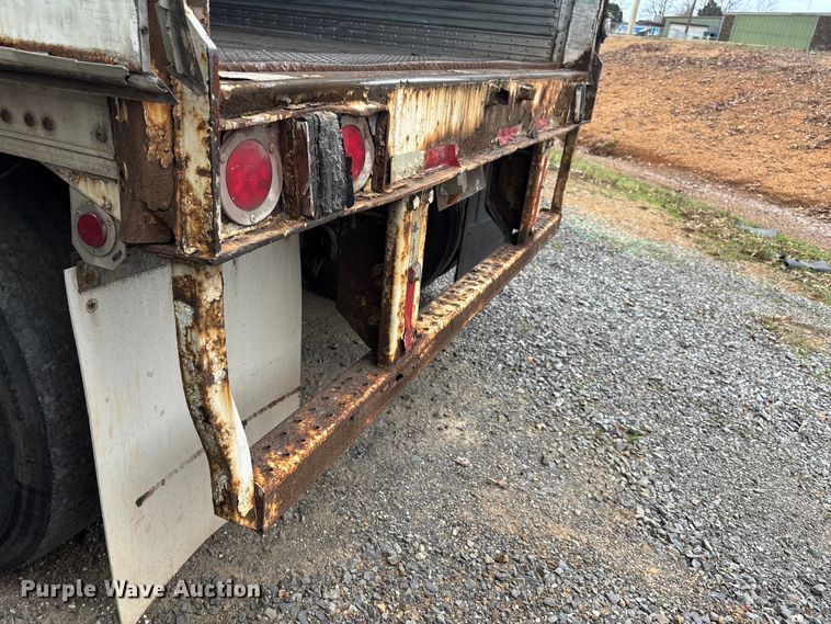 image for item DT0050 2007 Wabash National DVCVHPC dry van trailer