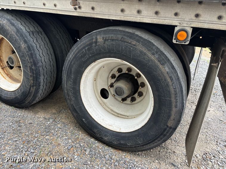 image for item DT0050 2007 Wabash National DVCVHPC dry van trailer