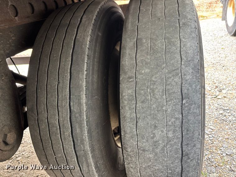 image for item DT0050 2007 Wabash National DVCVHPC dry van trailer