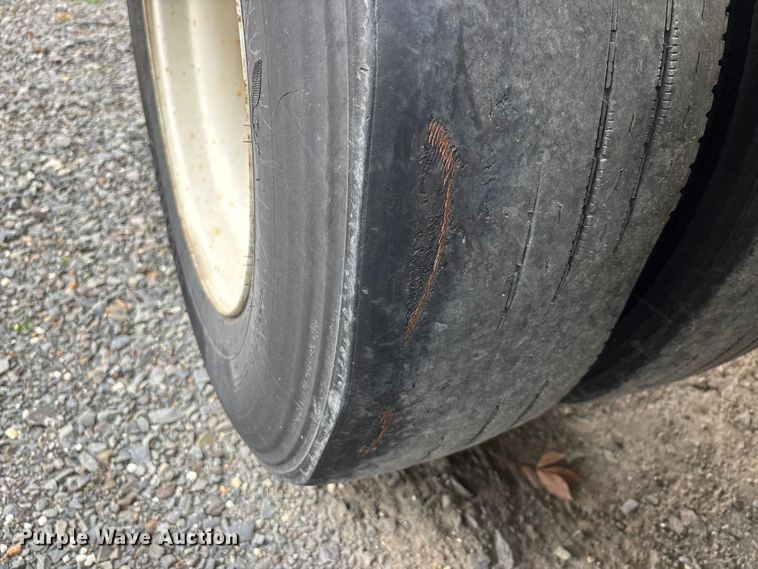 image for item DT0050 2007 Wabash National DVCVHPC dry van trailer